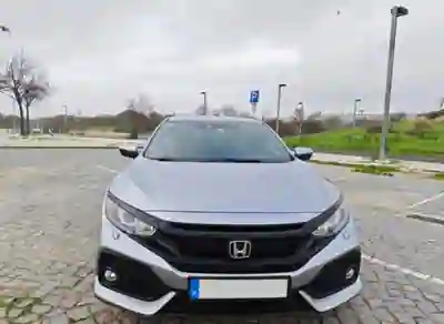 Honda Civic 2018 - 16700 EUR, 119000 km - 119000km - foto 2 de 15