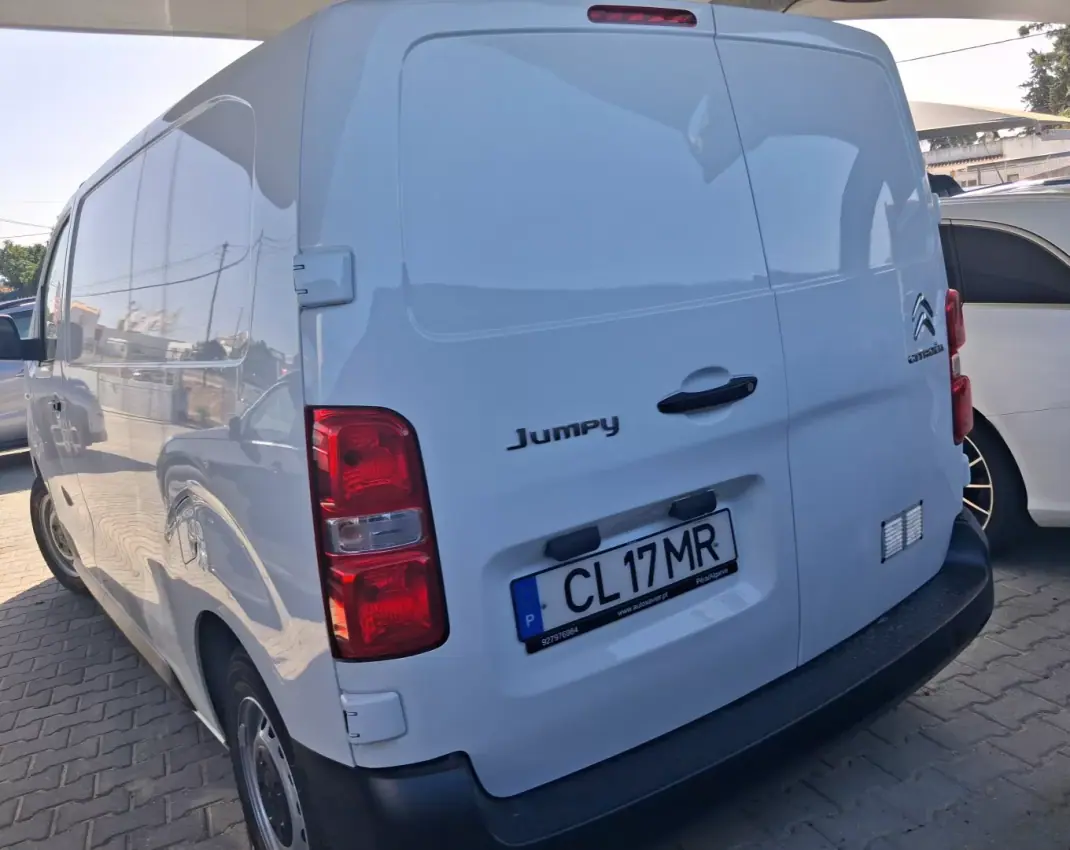 Citroën Jumpy 2019 - 13900 EUR, 160000 km - 160000km - foto 5 de 12