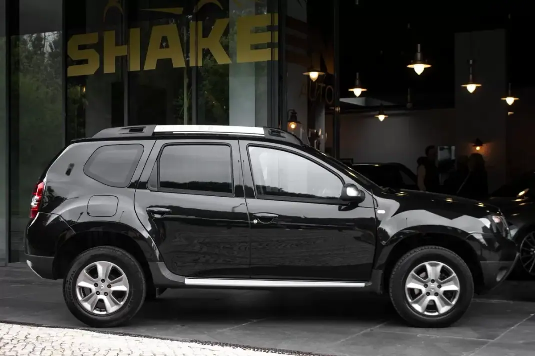 Dacia Duster 2014 - 10490 EUR, 134765 km - AUTO.MOTO.pt - 134765km - foto 5 de 36
