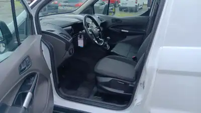 Ford Transit Connect 2018 - 12300 EUR, 207321 km - AUTO.MOTO.pt - 207321km - foto 6 de 21