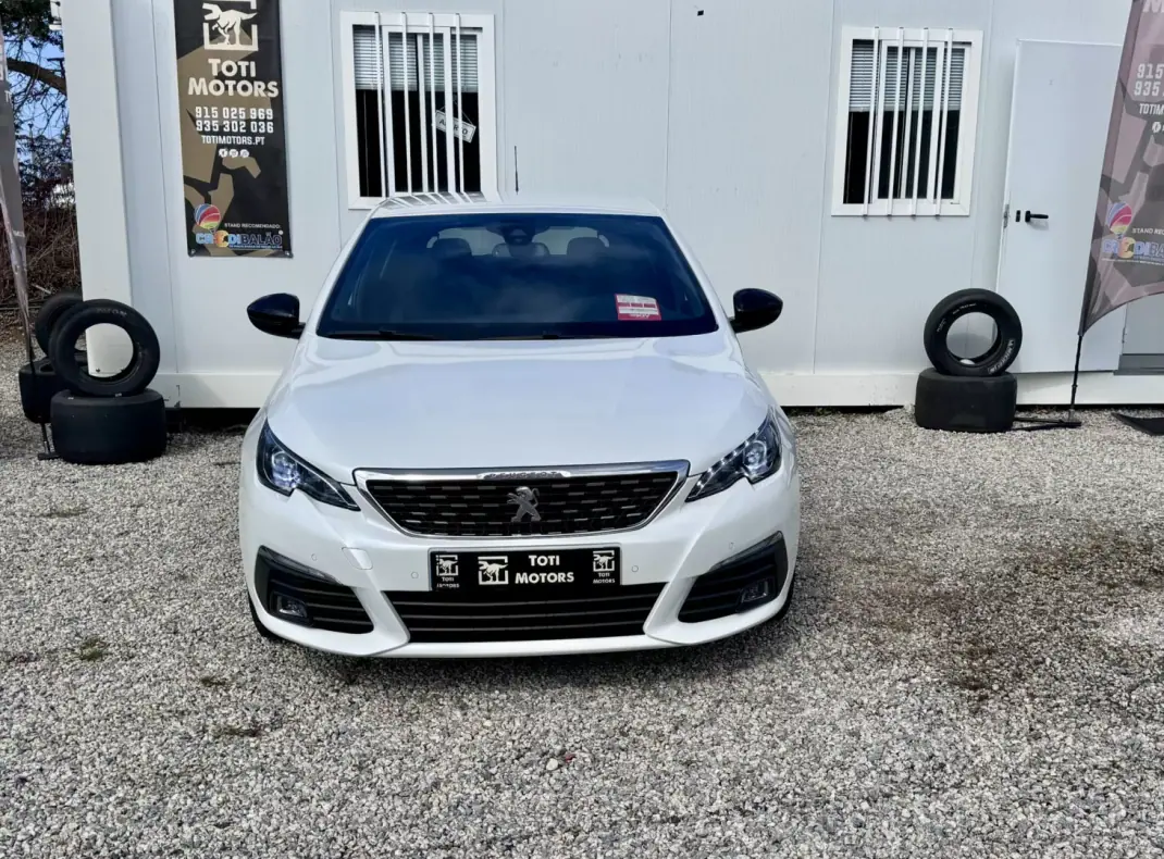 Peugeot 308 2020 - 14790 EUR, 30000 km - AUTO.MOTO.pt - 30000km - foto 27 de 29