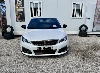 Peugeot 308 2020 - 14790 EUR, 30000 km - AUTO.MOTO.pt - 30000km - foto 27 de 29