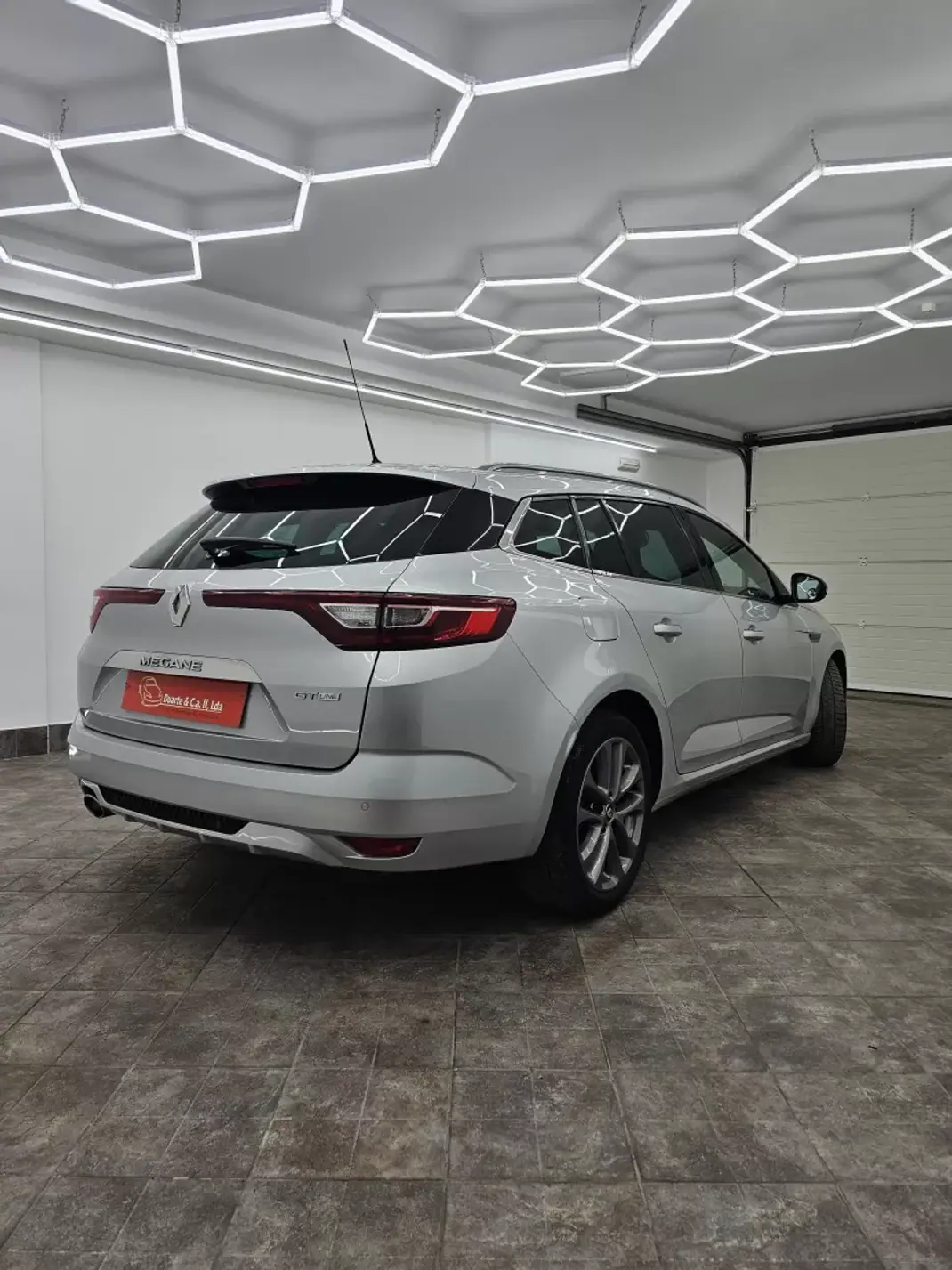 Renault Mégane Sport Tourer 2019 - 11950 EUR, 286730 km - 286730km - foto 38 de 52