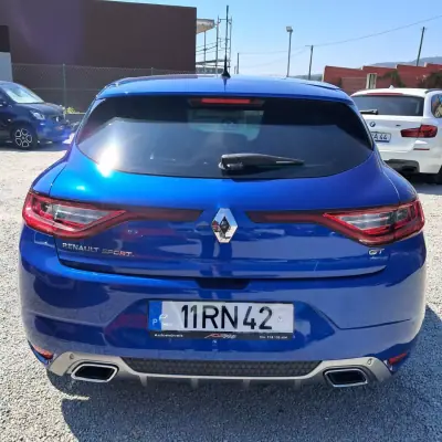 Renault Mégane 2016 - 16890 EUR, 112000 km - AUTO.MOTO.pt - 112000km - foto 9 de 12