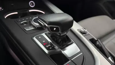 Audi A5 Sportback 2017 - 28990 EUR, 105891 km - 105891km - foto 31 de 34