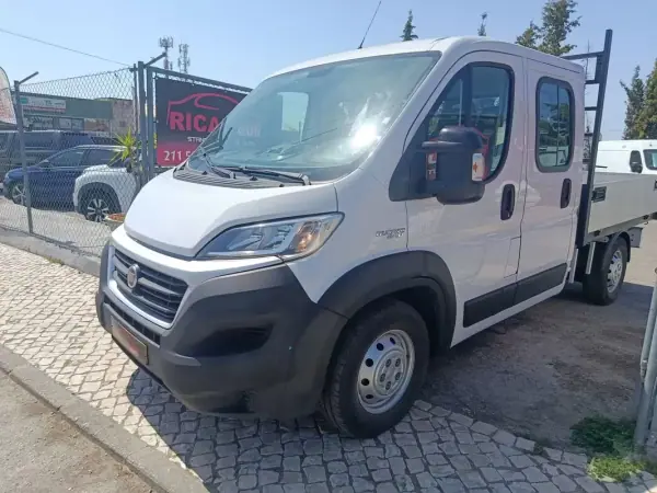 Fiat Doblo 2016 - 20000 EUR, 183000 km - AUTO.MOTO.pt - 183000km - foto 23 de 43
