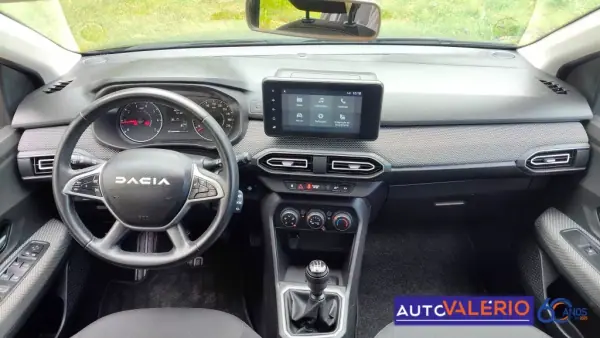 Dacia Sandero 2023 - 14950 EUR, 69650 km - 69650km - foto 12 de 32