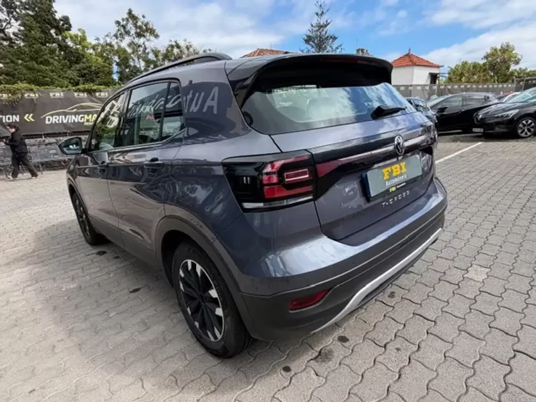 Caterham VOLKSWAGEN 2022 - 19900 EUR, 65300 km - AUTO.MOTO.pt - 65300km - foto 8 de 11