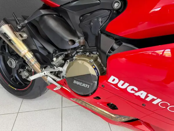 Ducati Panigale 1299 2016 - 17500 EUR, 11358 km - AUTO.MOTO.pt - 11358km - foto 13 de 38