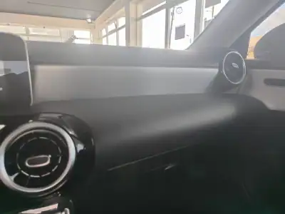Mercedes-Benz A 220 Limousine 2020 - 30900 EUR, 30000 km - AUTO.MOTO.pt - 30000km - foto 43 de 43