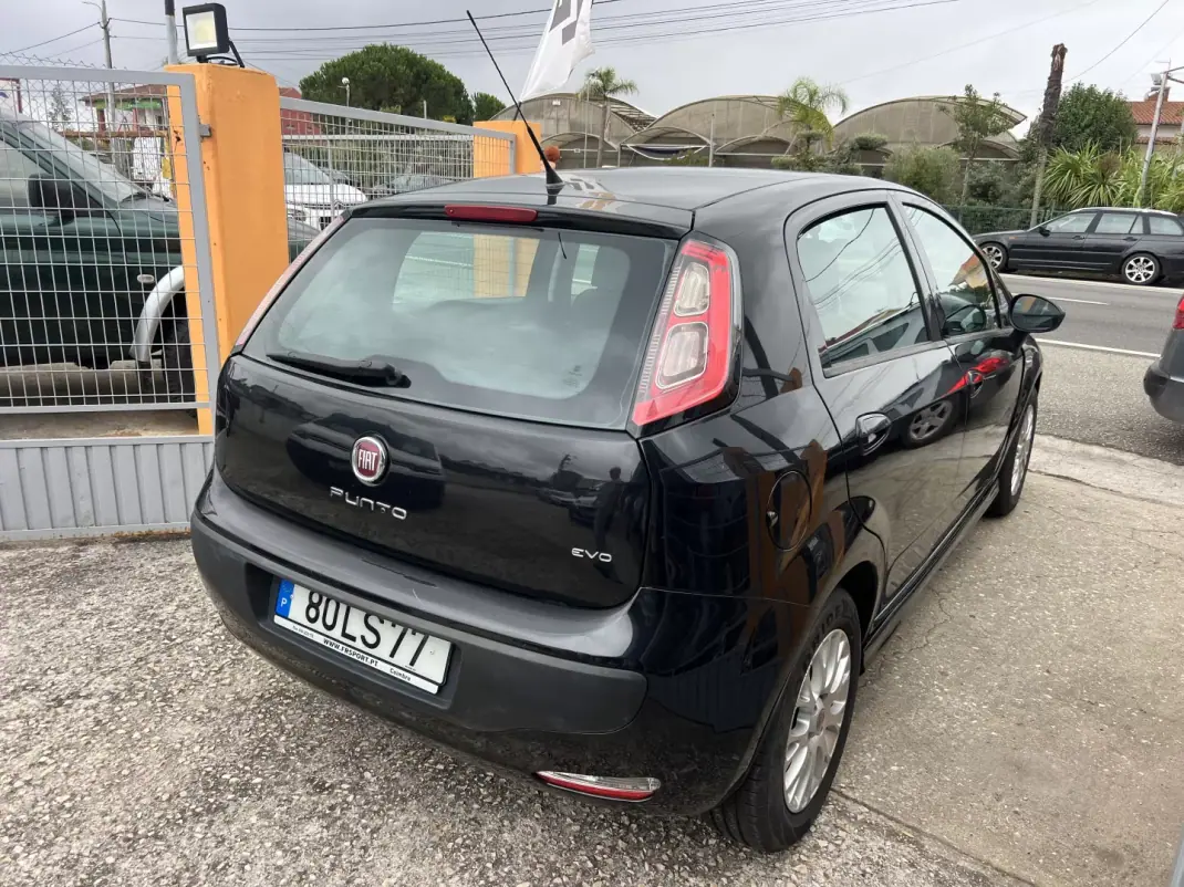 Fiat Punto Evo 2011 - 3900 EUR, 218885 km - 218885km - foto 5 de 7