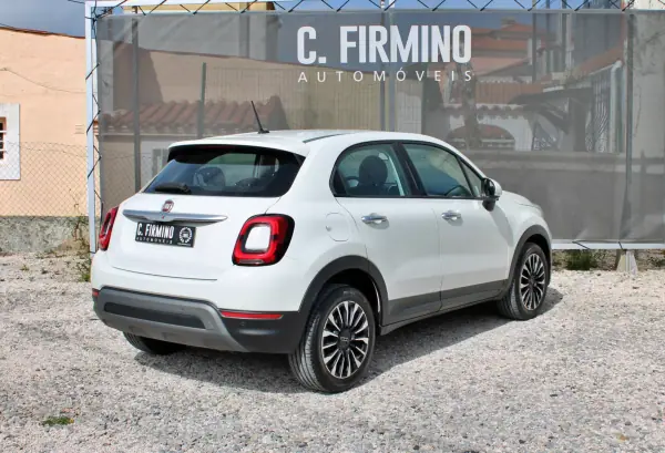 Fiat 500X 2019 - 13900 EUR, 122366 km - AUTO.MOTO.pt - 122366km - foto 5 de 22