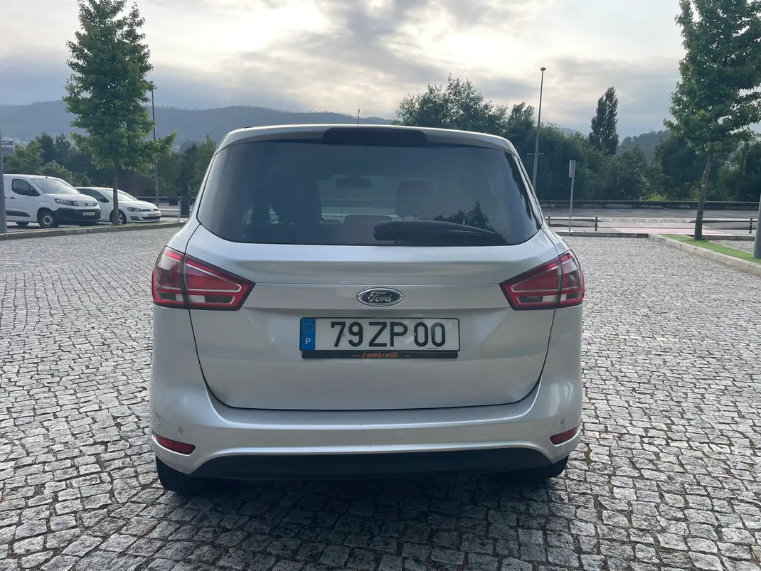 Ford B-Max 2017 - 10990 EUR, 137000 km - AUTO.MOTO.pt - 137000km - foto 3 de 12