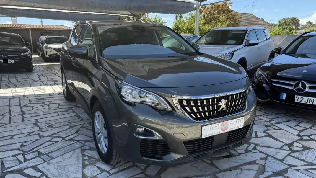 Peugeot 3008 2019 - 17980 EUR, 80200 km - AUTO.MOTO.pt - 80200km - foto 1 de 25