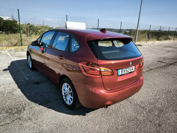 BMW 216 Active Tourer 2020 - 15950 EUR, 166895 km - AUTO.MOTO.pt - 166895km - foto 3 de 58
