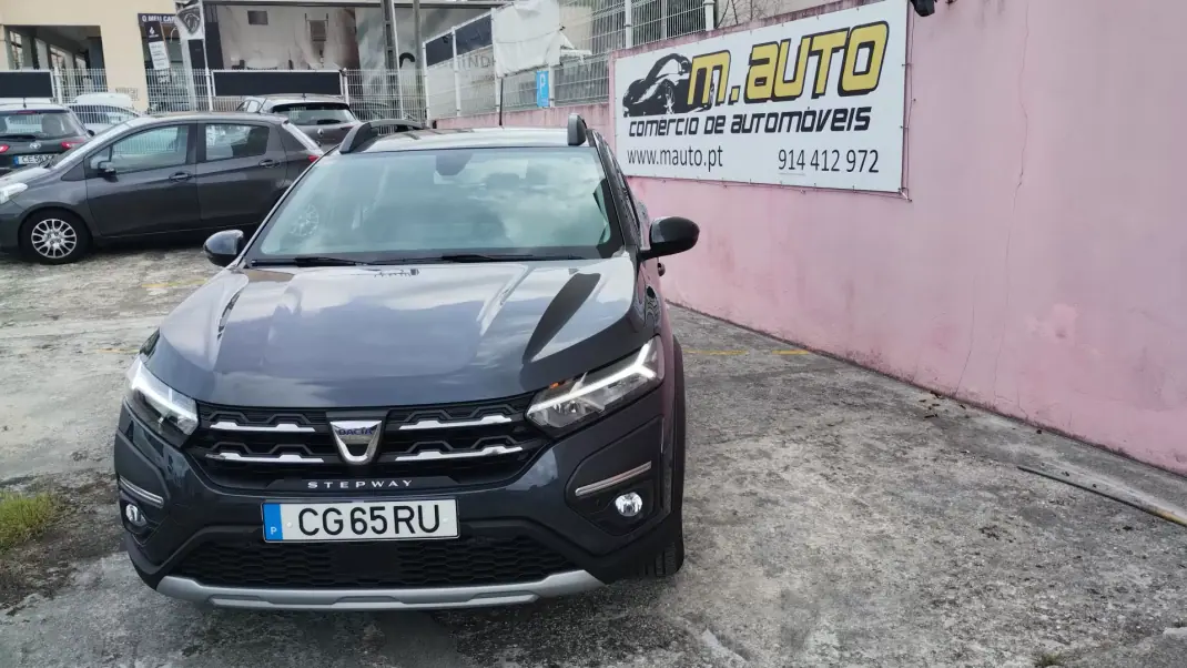 Dacia Sandero 2022 - 13950 EUR, 59000 km - AUTO.MOTO.pt - 59000km - foto 2 de 35