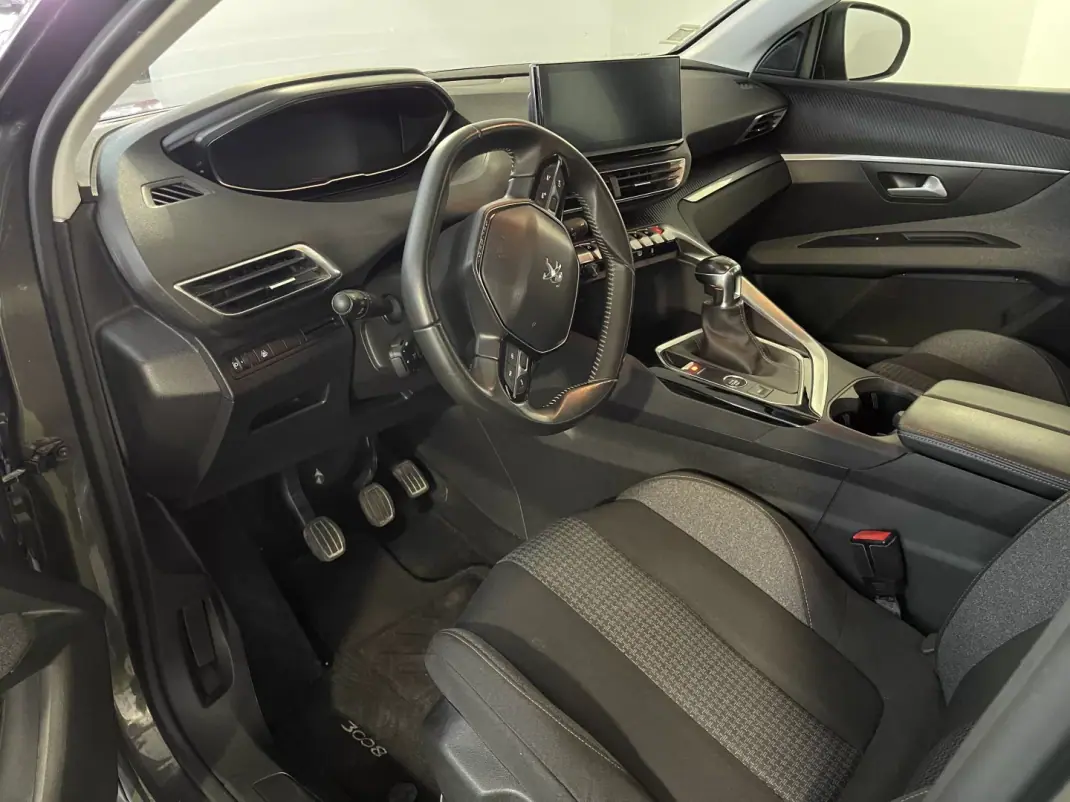 Peugeot 3008 2022 - 17500 EUR, 149900 km - 149900km - foto 13 de 26