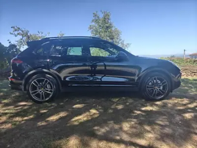 Porsche Cayenne 2016 - 42499 EUR, 199000 km - 199000km - foto 12 de 41