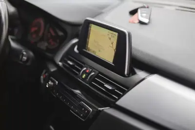 BMW 216 Active Tourer 2015 - 12750 EUR, 196513 km - AUTO.MOTO.pt - 196513km - foto 30 de 43