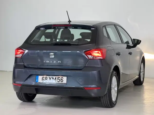 SEAT Ibiza 2019 - 11450 EUR, 70284 km - AUTO.MOTO.pt - 70284km - foto 19 de 39