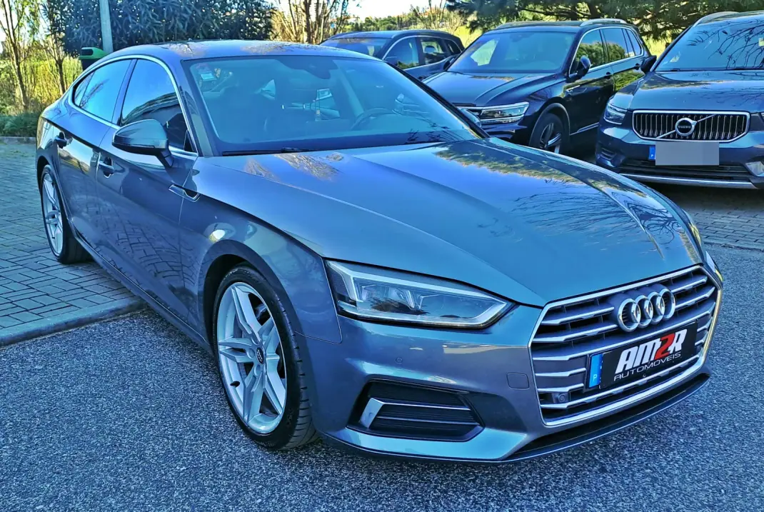 Audi A5 Sportback 2018 - 19750 EUR, 210000 km - AUTO.MOTO.pt - 210000km - foto 1 de 32