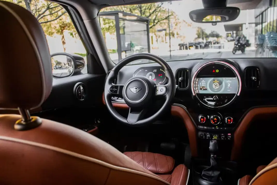 MINI Countryman 2022 - 28700 EUR, 61826 km - AUTO.MOTO.pt - 61826km - foto 33 de 43