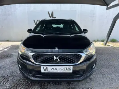 DS DS4 Crossback 2016 - 12500 EUR, 207000 km - AUTO.MOTO.pt - 207000km - foto 7 de 11
