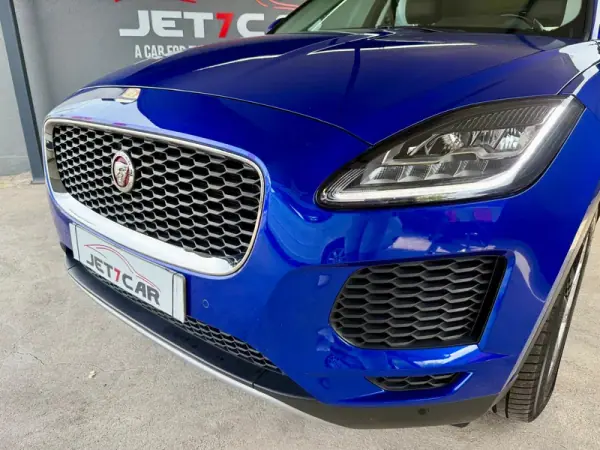Jaguar E-Pace 2018 - 27990 EUR, 120110 km - AUTO.MOTO.pt - 120110km - foto 30 de 32