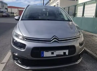 Citroën C4 Spacetourer 2020 - 17500 EUR, 220000 km - AUTO.MOTO.pt - 220000km - foto 5 de 18