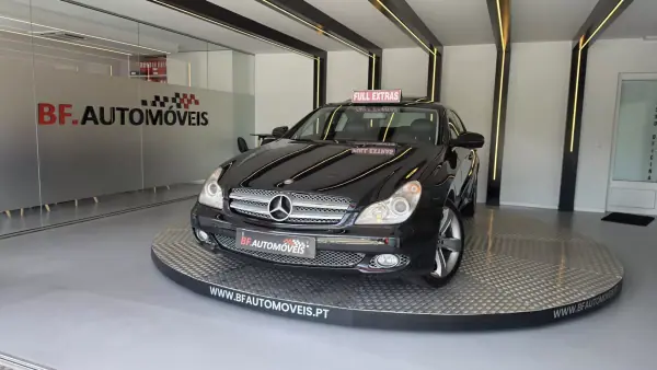 Mercedes-Benz CLS 320 2008 - 11900 EUR, 248910 km - 248910km - foto 12 de 64