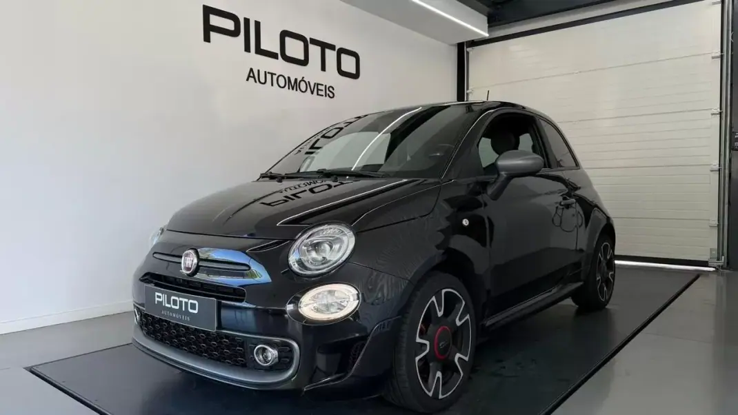 Fiat 500 2018 - 10490 EUR, 116516 km - AUTO.MOTO.pt - 116516km - foto 1 de 23