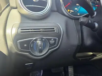 Mercedes-Benz GLC 300 2021 - 45980 EUR, 138000 km - AUTO.MOTO.pt - 138000km - foto 46 de 60