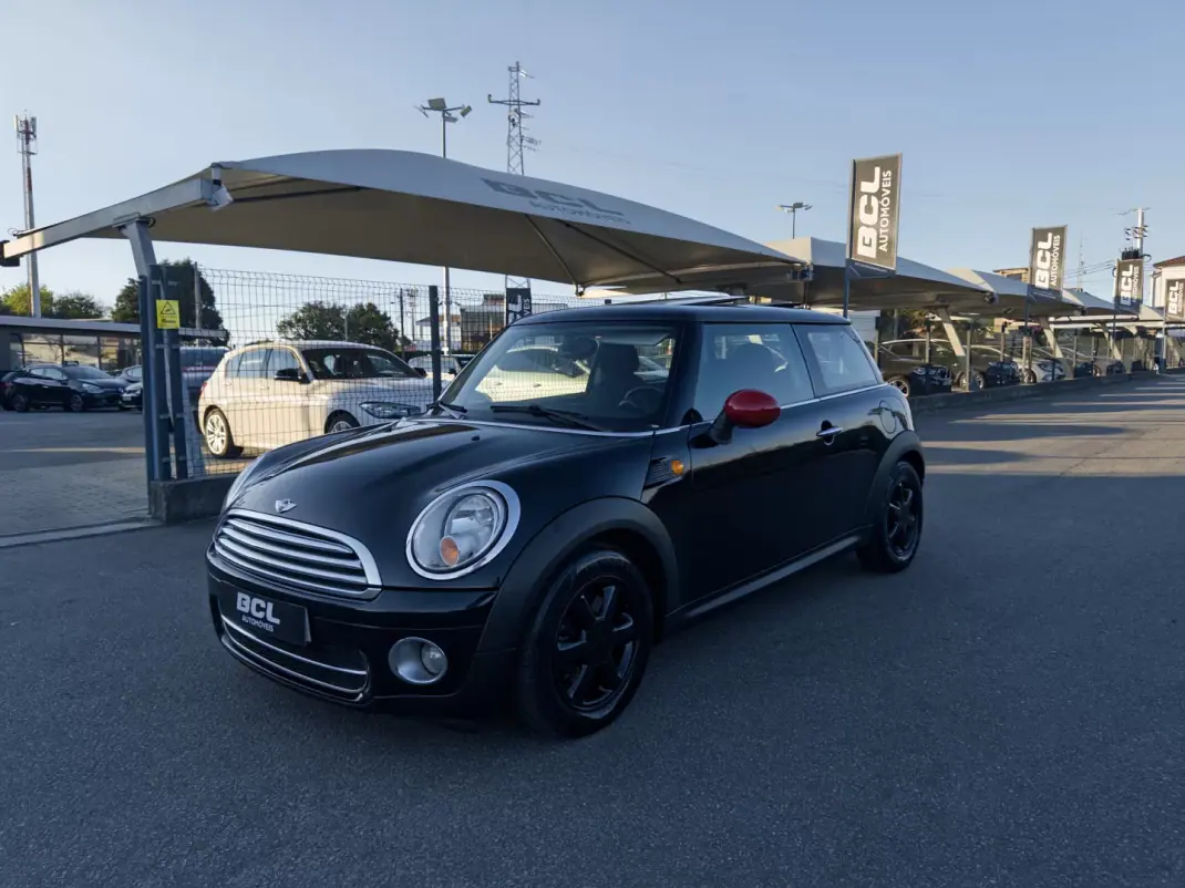 MINI 3 Portas 2010 - 7990 EUR, 265000 km - AUTO.MOTO.pt - 265000km - foto 3 de 32