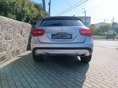 Mercedes-Benz GLA 220 2014 — foto 5 de 17
