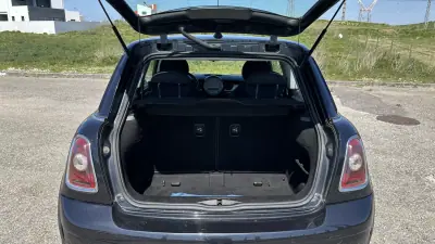 MINI One 2008 - 5950 EUR, 160000 km - AUTO.MOTO.pt - 160000km - foto 10 de 13