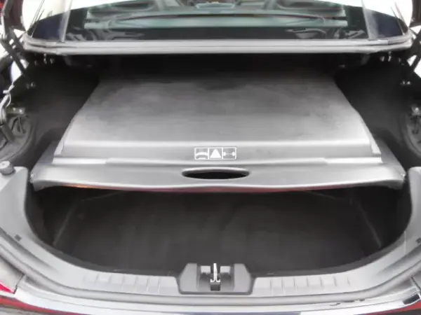 Mercedes-Benz SLK 200 2010 - 16000 EUR, 176098 km - AUTO.MOTO.pt - 176098km - foto 25 de 32