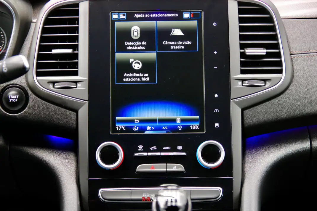 Renault Talisman Sport Tourer 2016 - 14750 EUR, 104000 km - AUTO.MOTO.pt - 104000km - foto 39 de 46