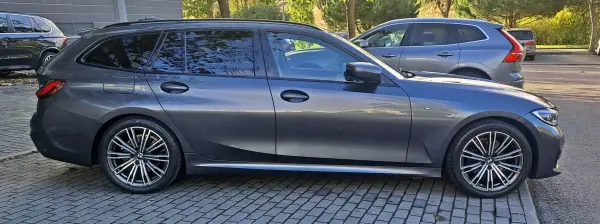 BMW 320 2020 - 29990 EUR, 130000 km - AUTO.MOTO.pt - 130000km - foto 8 de 42