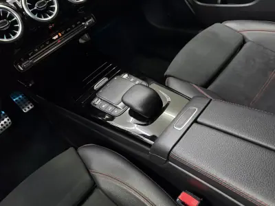 Mercedes-Benz CLA 180 2021 - 27950 EUR, 178635 km - AUTO.MOTO.pt - 178635km - foto 43 de 51