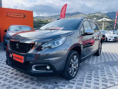 Peugeot 2008 2018 - 9950 EUR, 129292 km - AUTO.MOTO.pt - 129292km - foto 3 de 12