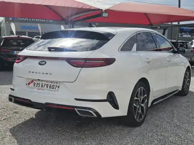 Kia ProCeed 2020 - 17400 EUR, 119400 km - AUTO.MOTO.pt - 119400km - foto 7 de 69