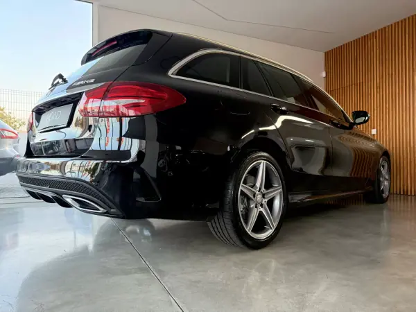 Mercedes-Benz C 200 2015 - 17999 EUR, 175000 km - AUTO.MOTO.pt - 175000km - foto 14 de 125