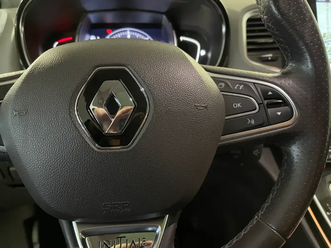Renault Espace 2019 - 22500 EUR, 179000 km - AUTO.MOTO.pt - 179000km - foto 22 de 41