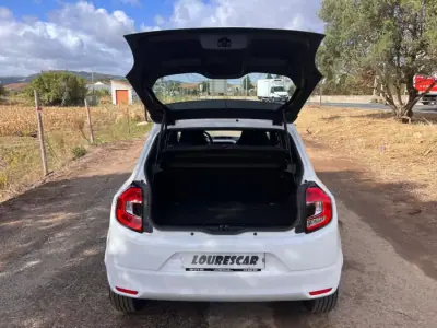 Renault Twingo 2022 - 15750 EUR, 11000 km - AUTO.MOTO.pt - 11000km - foto 30 de 46