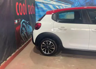 Citroën C3 2019 - 8999 EUR, 91000 km - AUTO.MOTO.pt - 91000km - foto 19 de 39