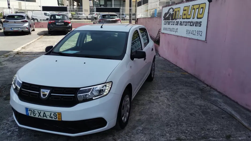 Dacia Sandero 2019 - 8950 EUR, 124000 km - AUTO.MOTO.pt - 124000km - foto 10 de 34