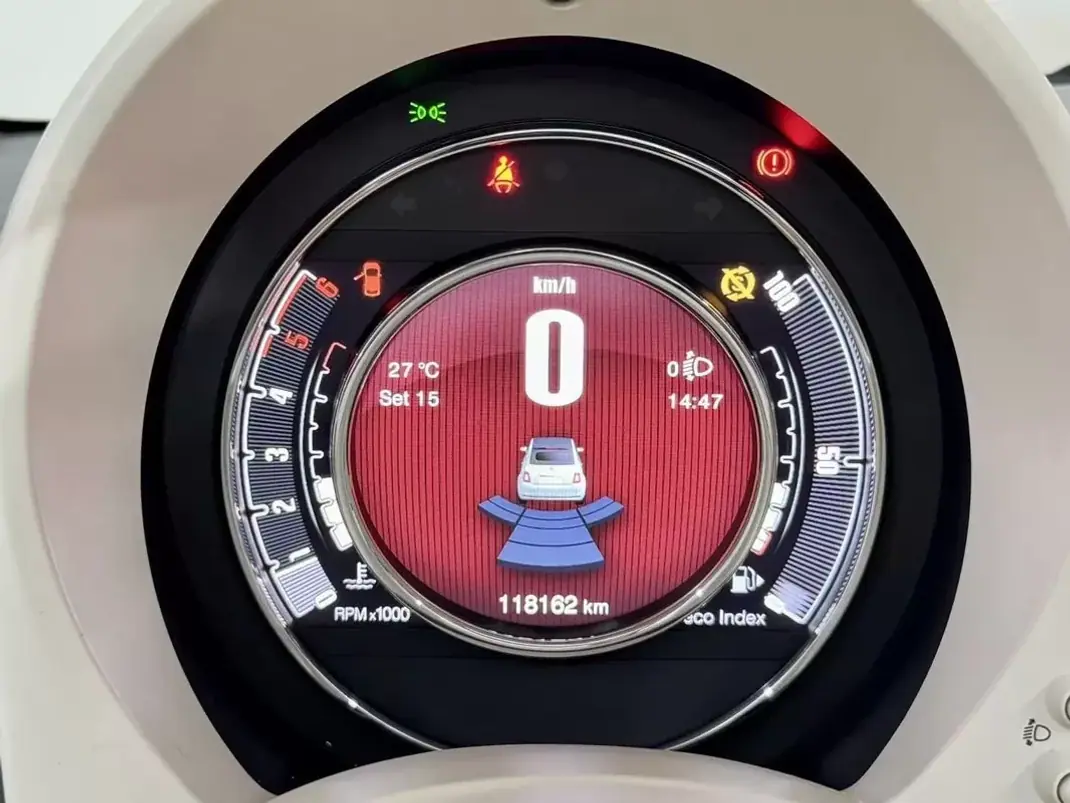 Fiat 500C 2018 - 12950 EUR, 118000 km - 118000km - foto 46 de 56