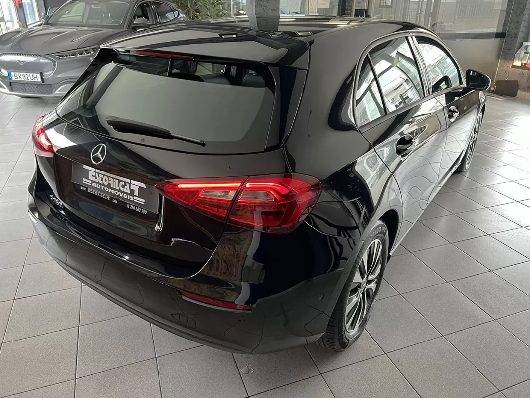 Mercedes-Benz A 160 2020 - 21600 EUR, 88834 km - AUTO.MOTO.pt - 88834km - foto 4 de 25