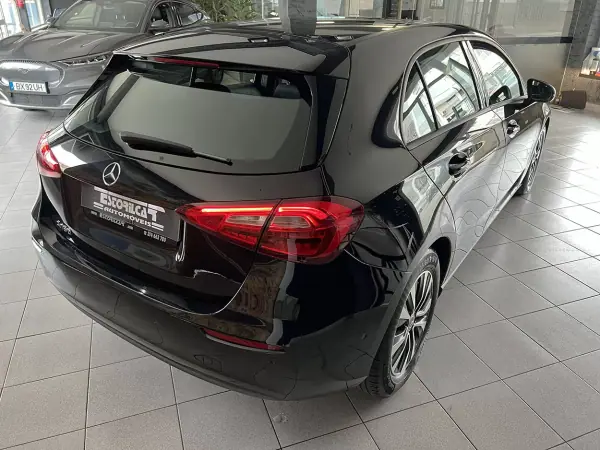 Mercedes-Benz A 160 2020 - 21600 EUR, 88834 km - AUTO.MOTO.pt - 88834km - foto 4 de 25