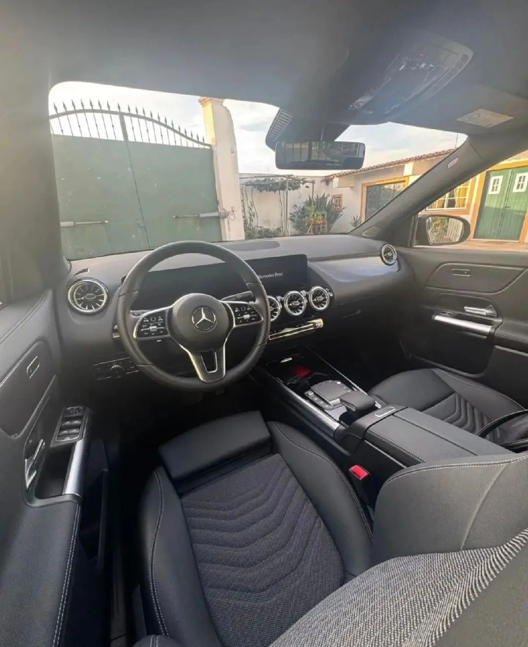 Mercedes-Benz EQA 2023 - 33000 EUR, 51000 km - 51000km - foto 6 de 13